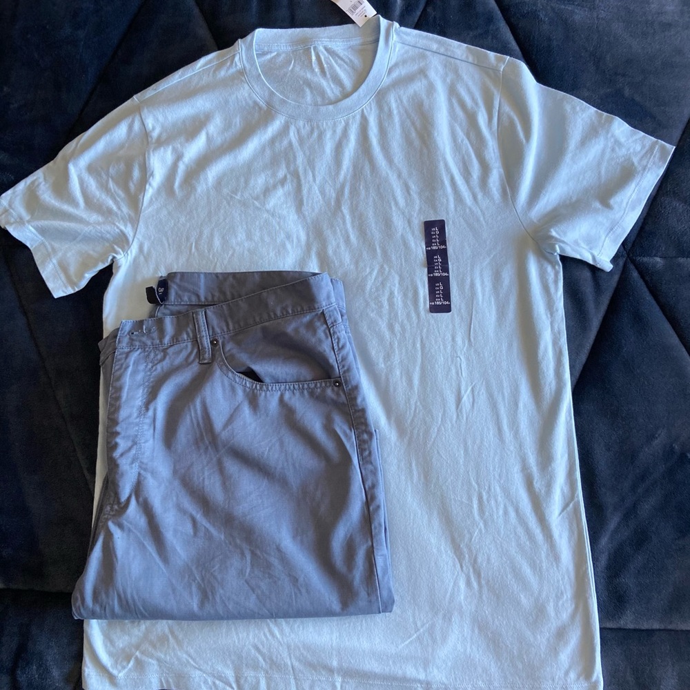 Gap Men’s shorts and shirt